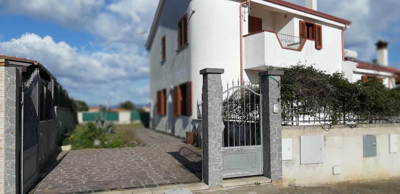 Villa Rosa SantʼAntìoco 외부 사진